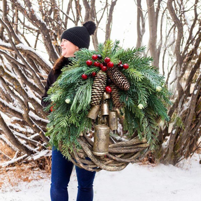 Christmas Wreath Handmade Rustic Vine 17-Inch Indoor Outdoor