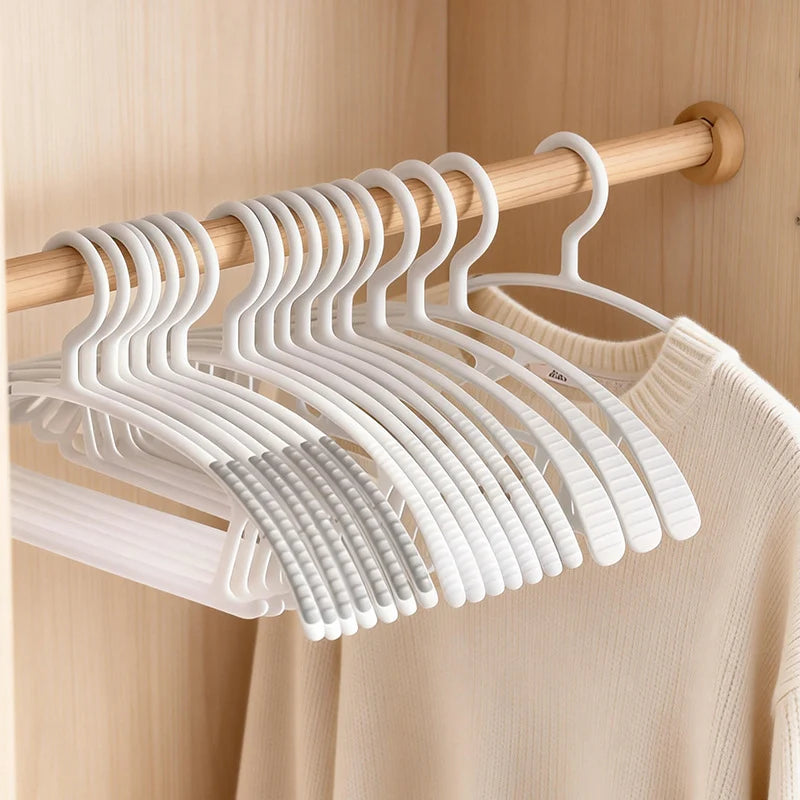 Clothes Hangers Non-Slip Grip Wide Shoulders Slim Design