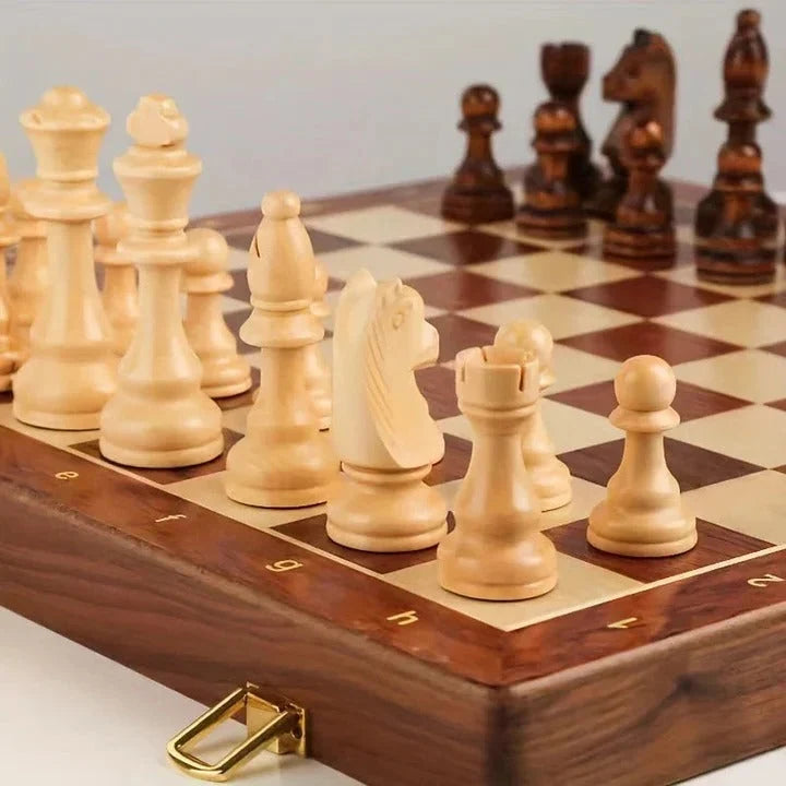 Chess Set Wooden Folding Magnetic Closure With Piece Storage