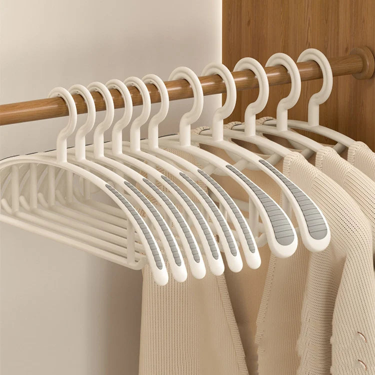 Clothes Hanger Non-Slip Lightweight Plastic Space-Saving
