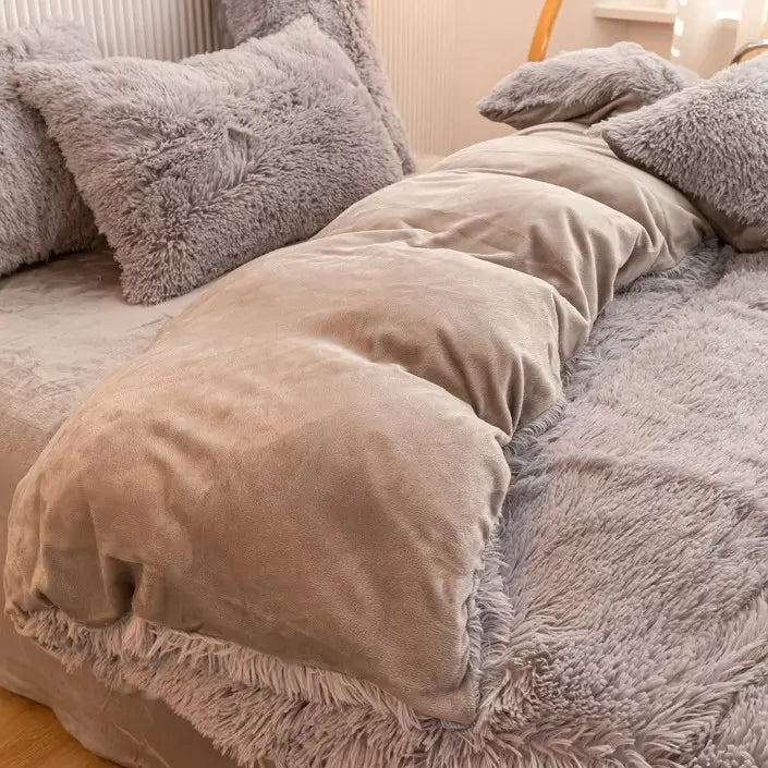 Comforter Set Plush Sherpa Fleece Machine-Washable Hidden Zipper