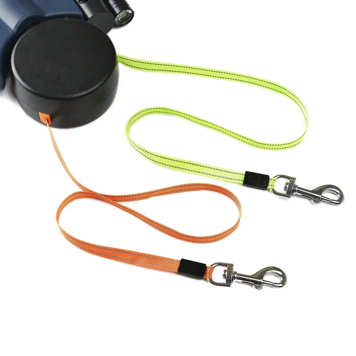 Dual Dog Leash Retractable 360° Swivel LED Light & Reflective Details