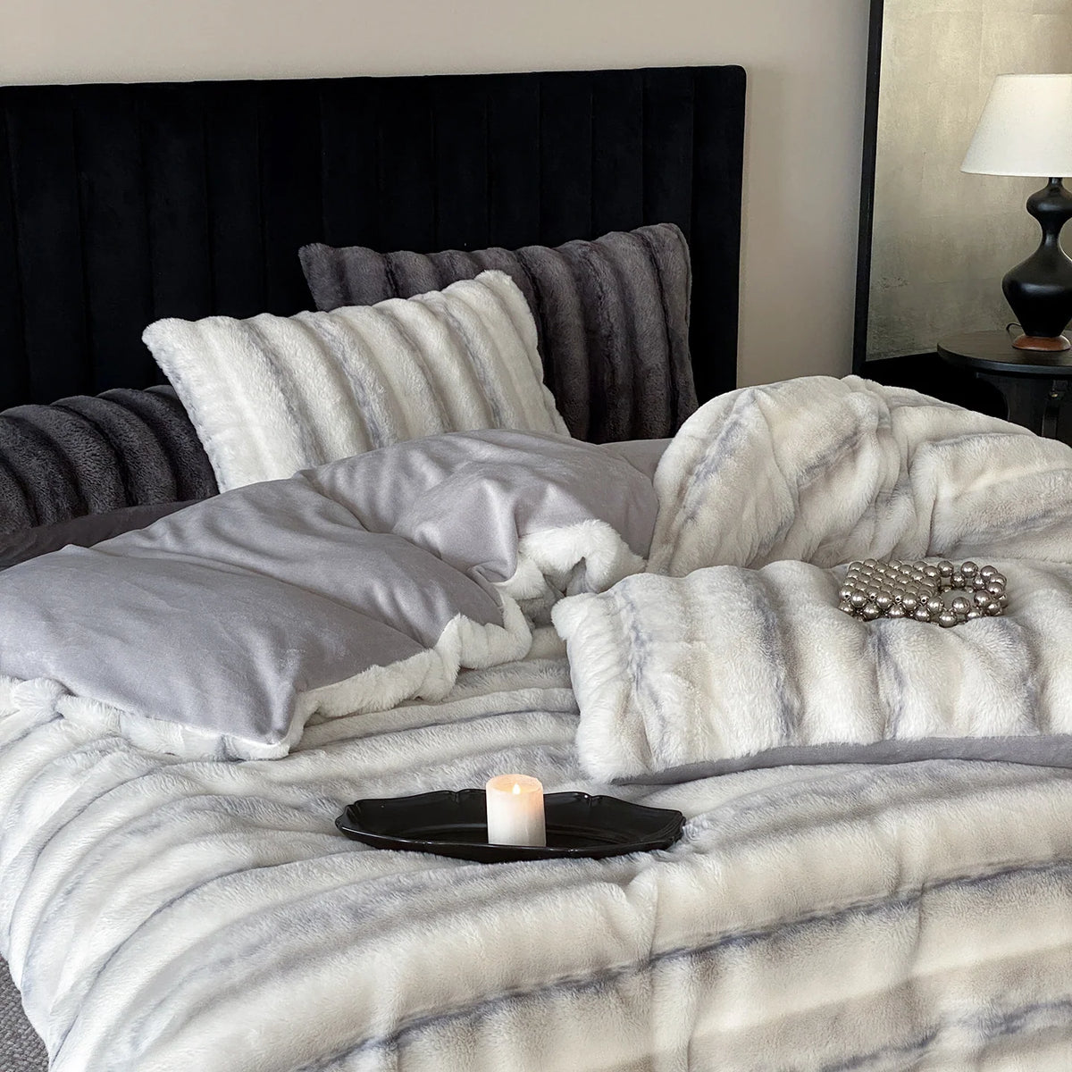 Duvet Cover Set High-Pile Faux Fur Striped 4-Piece