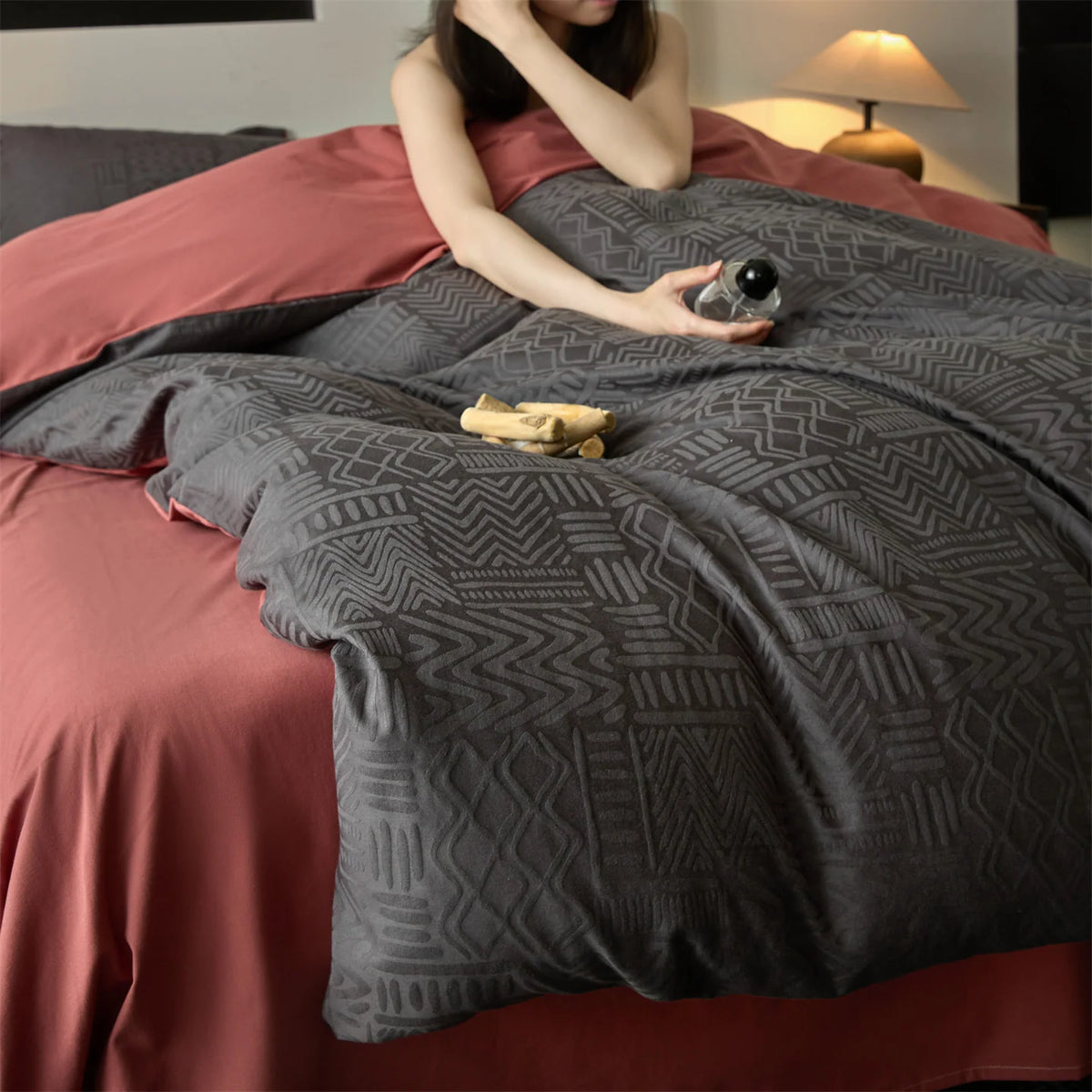 Duvet Cover Set Reversible Jacquard Machine-Washable