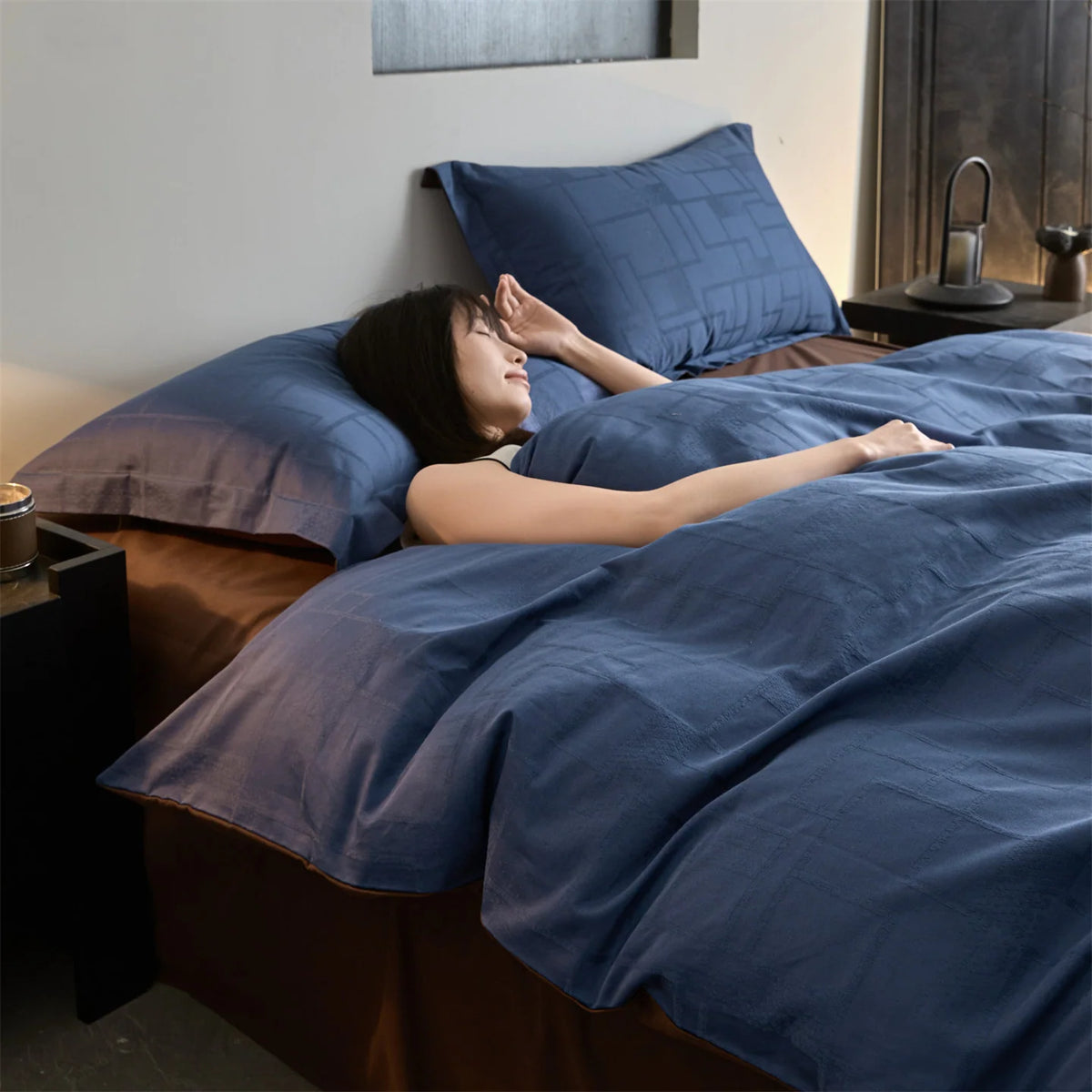 Duvet Cover Set Reversible Jacquard Machine-Washable