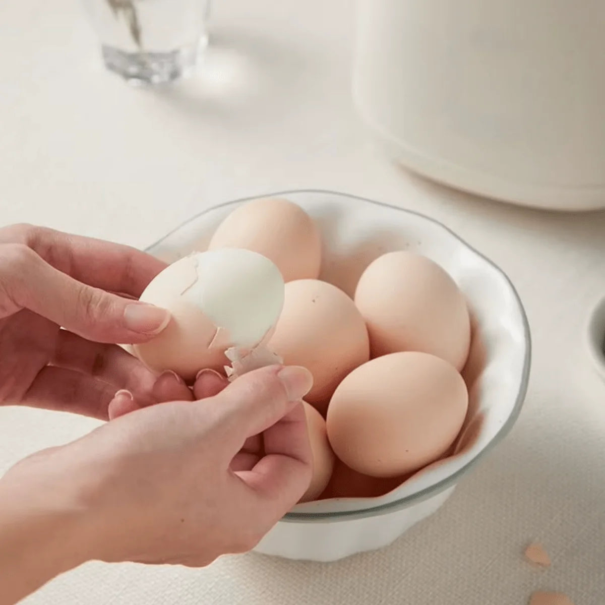 Electric Egg Cooker One-Button Automatic Shutoff Compact Design