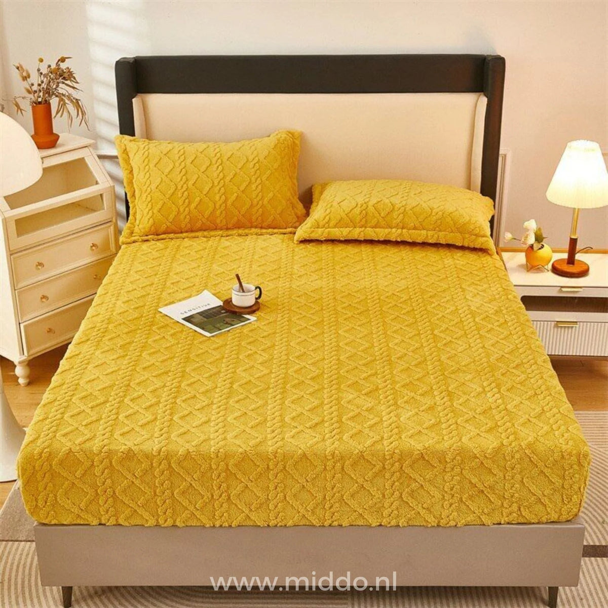 Fitted Sheet Set Velour Fleece All-Around Elastic Pillowcases Included