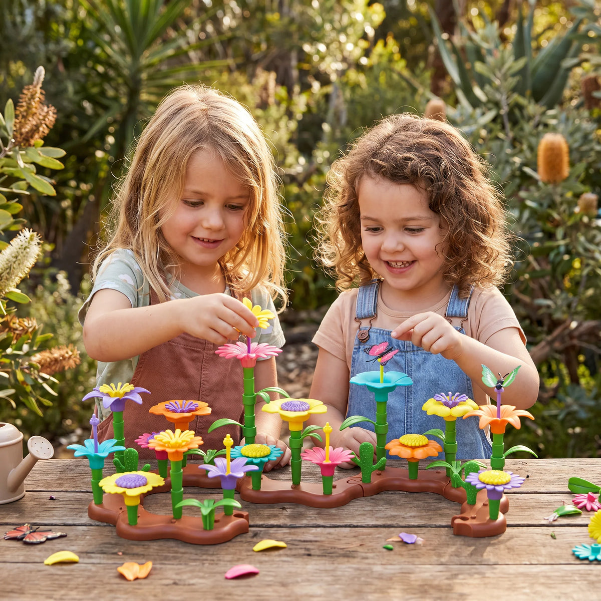 Flower Garden Pegging Toy Set Colorful Rebuildable Pieces