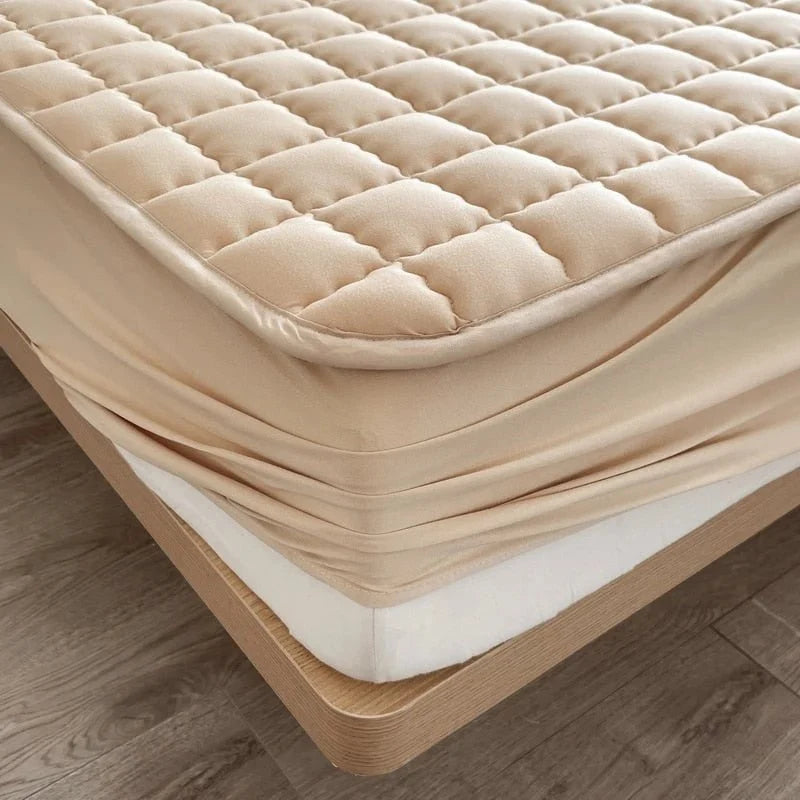 Mattress Protector Water-Repellent Breathable Machine Washable