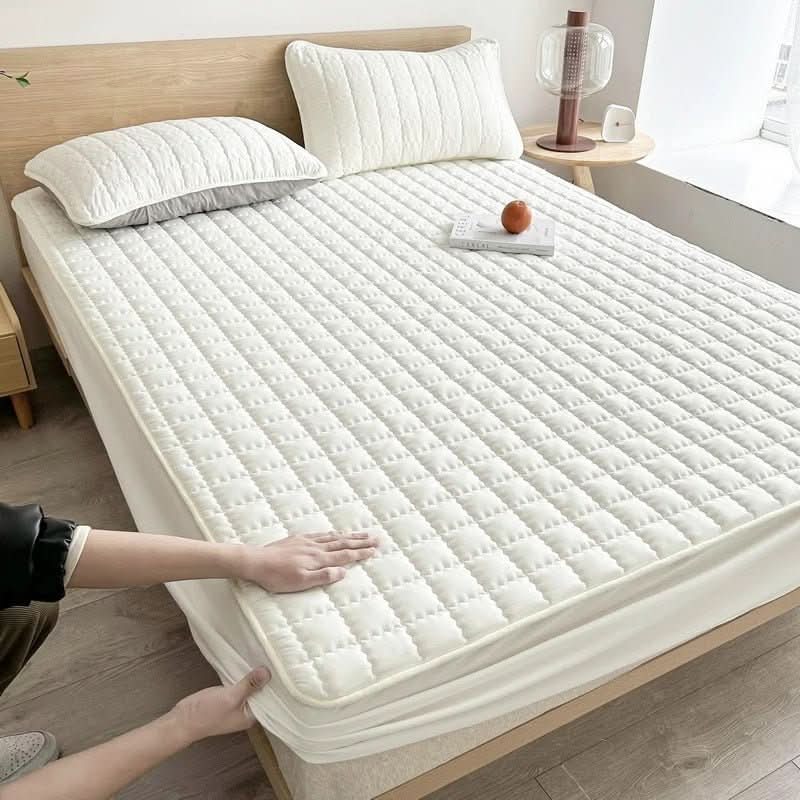 Mattress Protector Waterproof Breathable Machine Washable