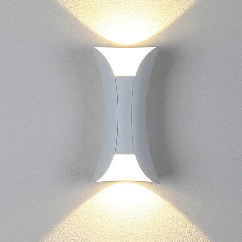 Outdoor LED Wall Light Curved IP65 Weatherproof
