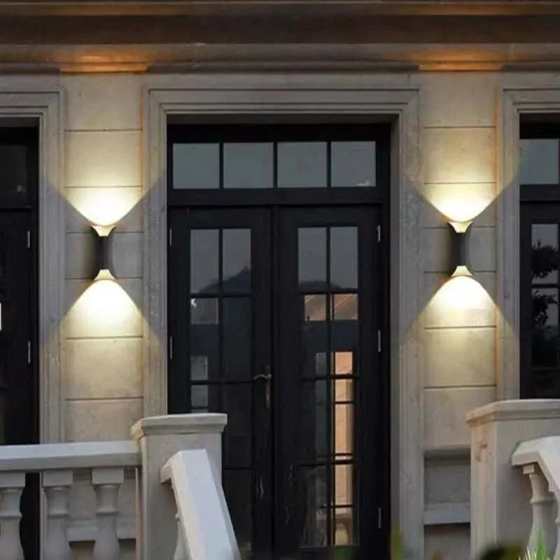 Outdoor LED Wall Light Curved IP65 Weatherproof
