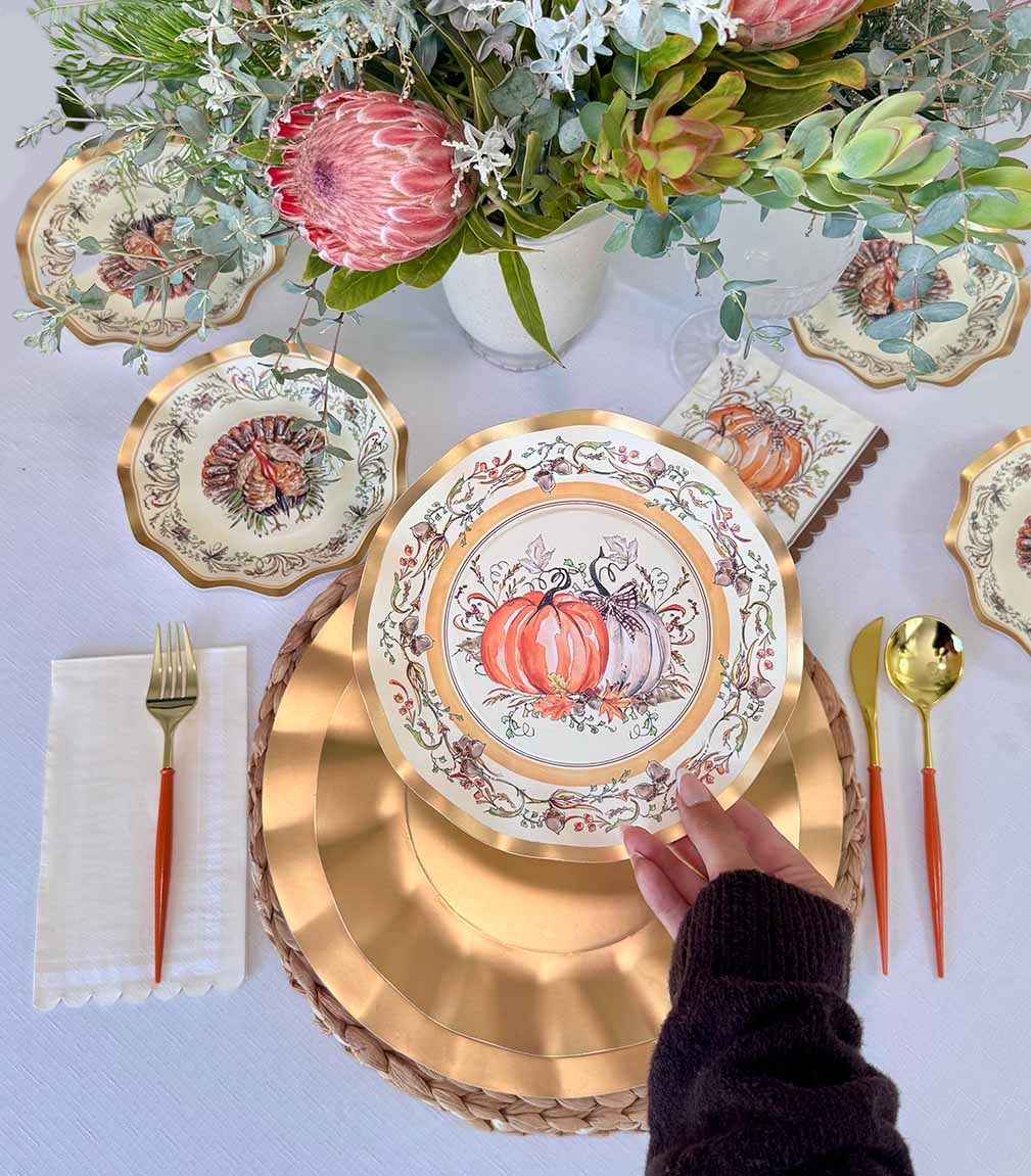 Paper Plates Heavy-Duty Thanksgiving Turkey & Gourd Design