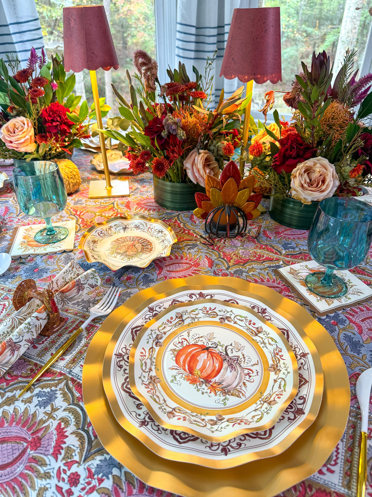 Paper Plates Heavy-Duty Thanksgiving Turkey & Gourd Design