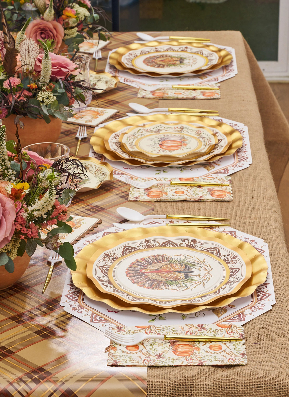 Paper Plates Heavy-Duty Thanksgiving Turkey & Gourd Design