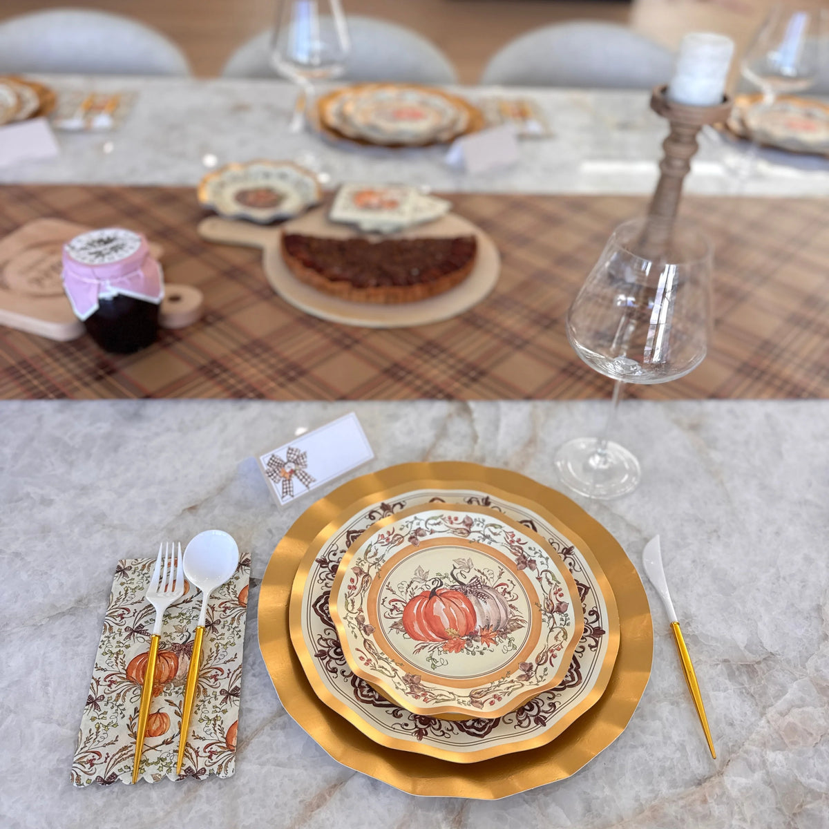 Paper Plates Heavy-Duty Thanksgiving Turkey & Gourd Design