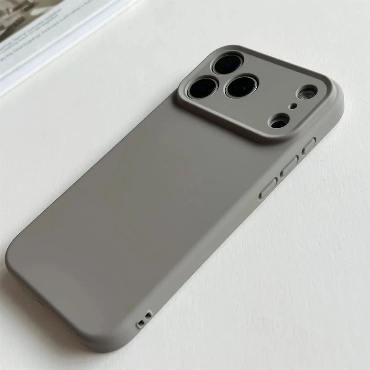 Phone Case Slim Shock-Absorbing Soft-Touch Grip