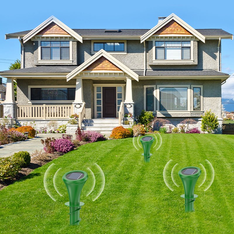 Solar Mole Repeller Solar-Powered Waterproof Vibration 33-Foot Coverage