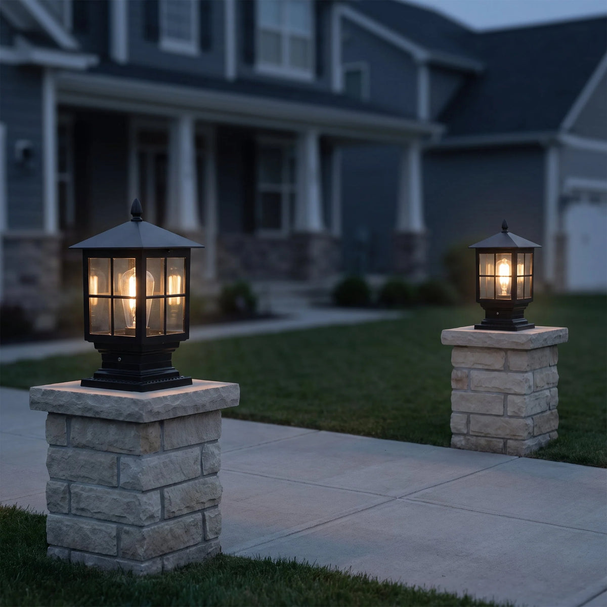 Solar Post Light Solar-Powered Dusk-to-Dawn Three Color Temperatures