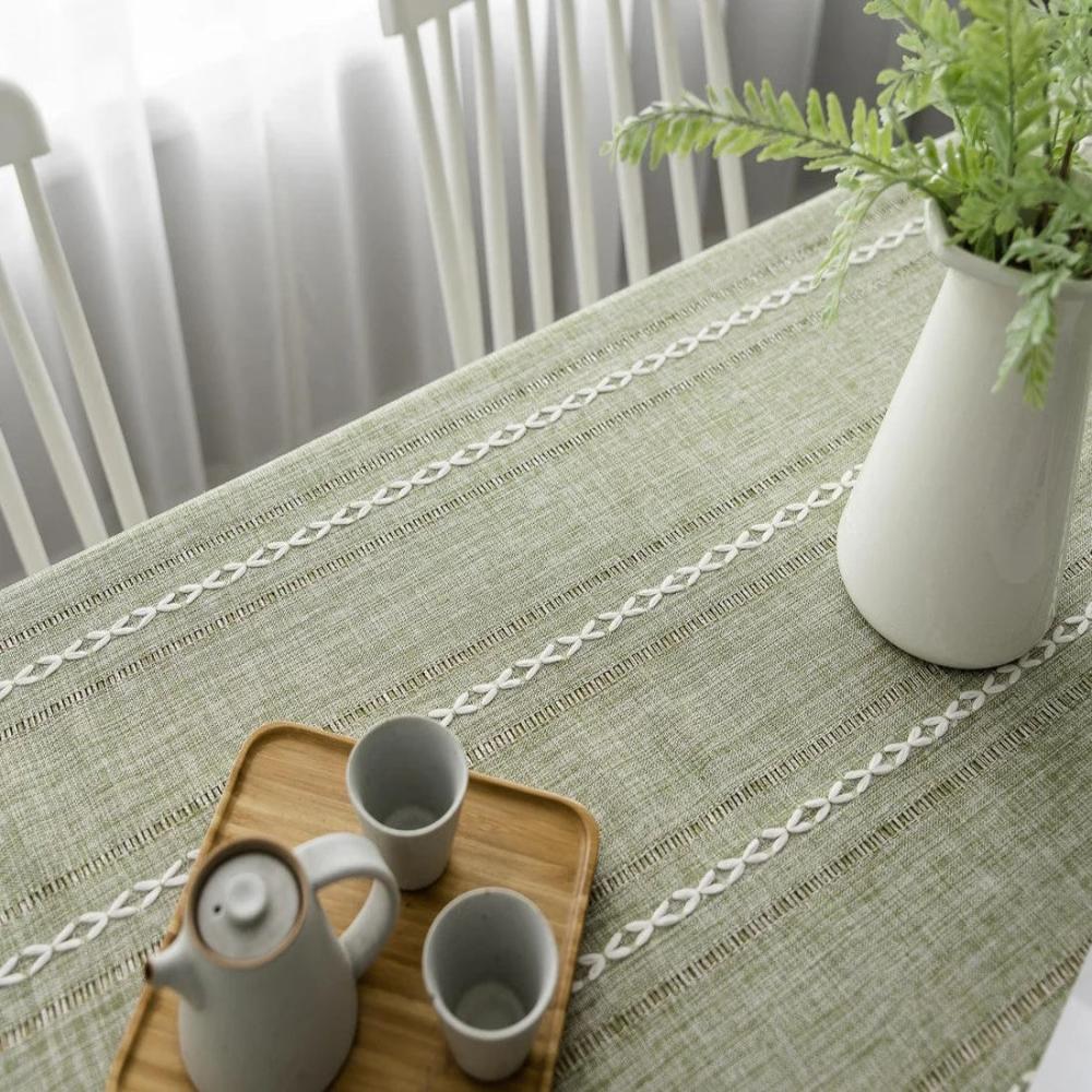 Tablecloth Cotton-Linen Blend Wrinkle-Resistant & Machine-Washable