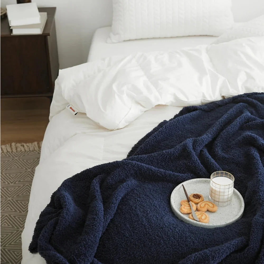 Throw Blanket Soft Microfiber Pilling-Resistant