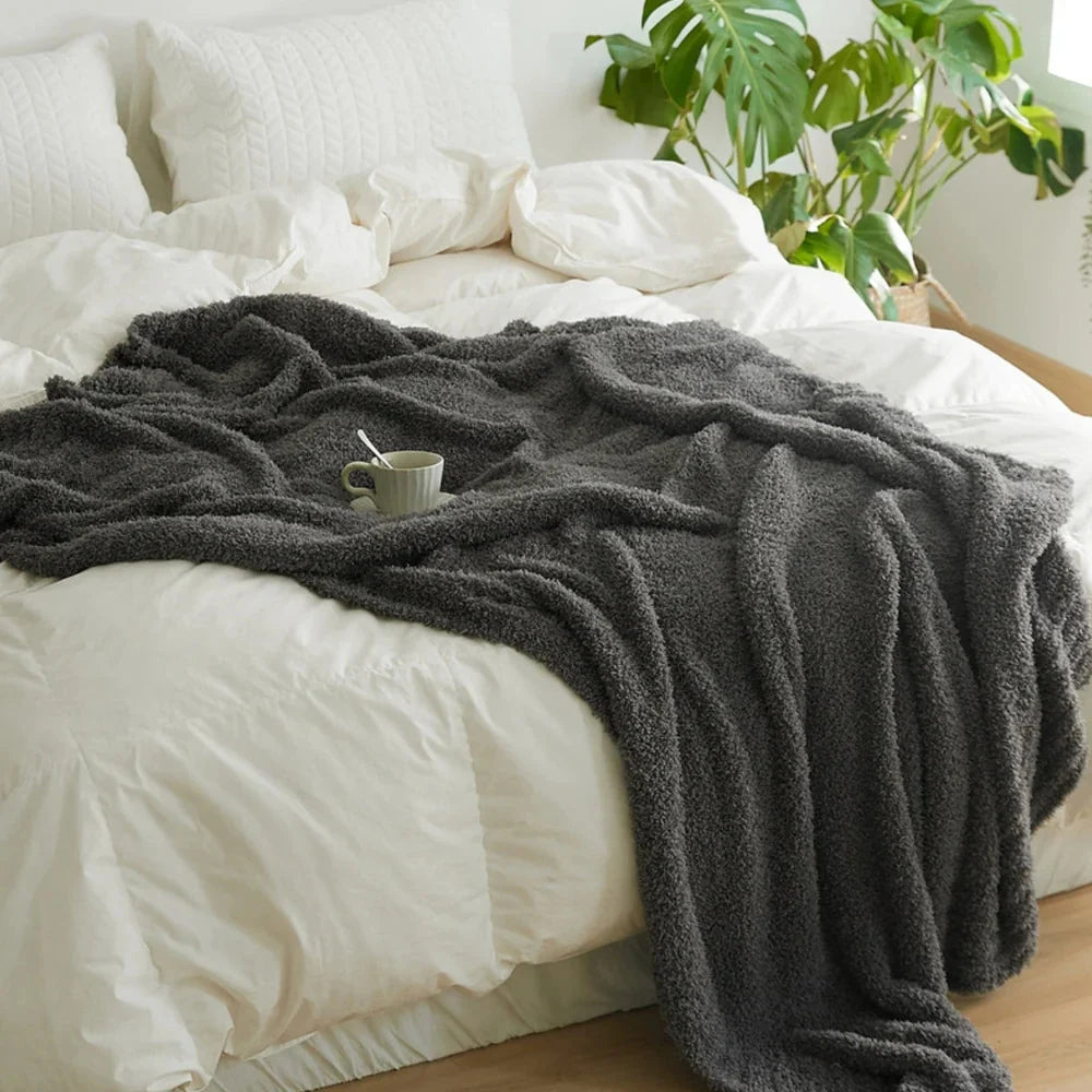 Throw Blanket Soft Microfiber Pilling-Resistant