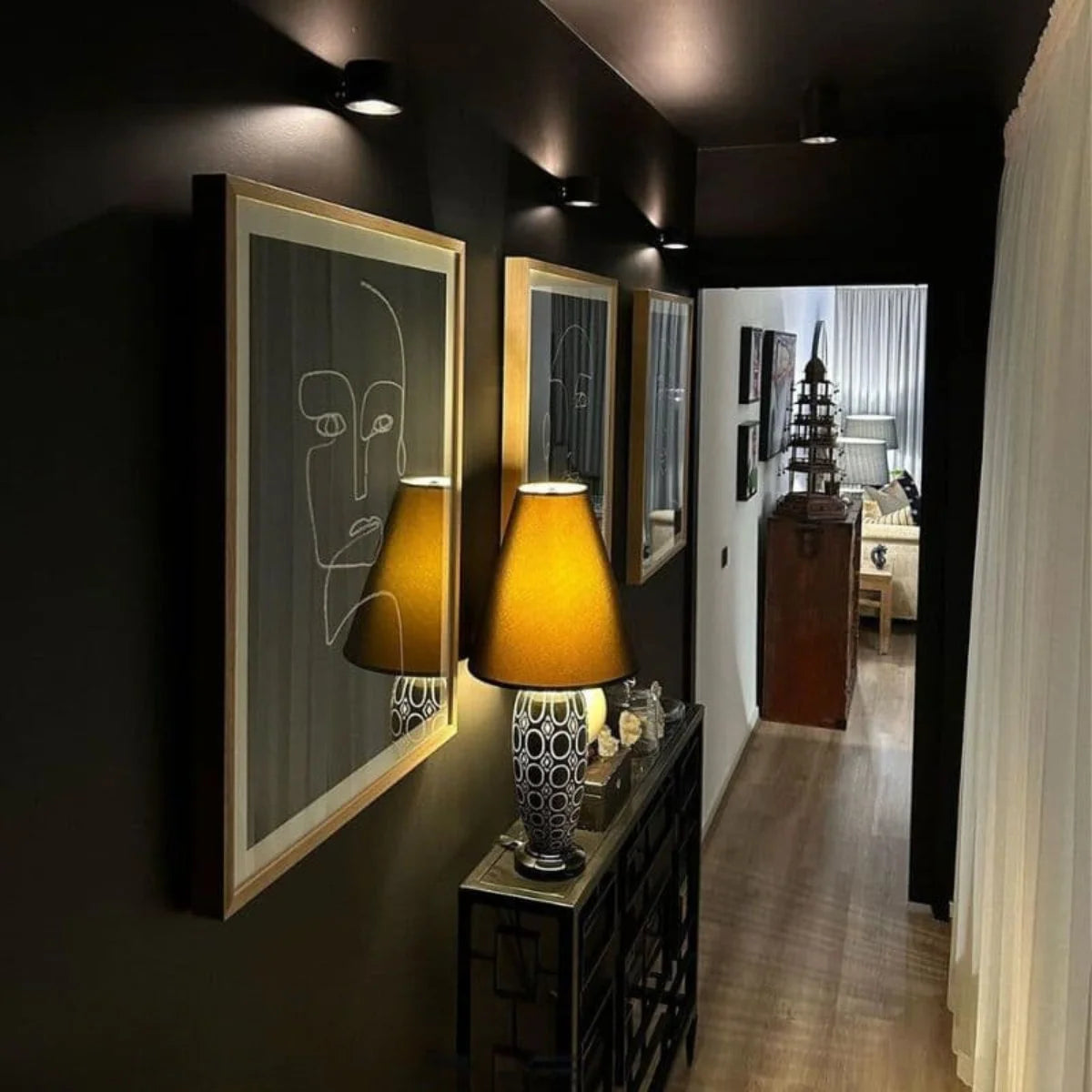 Wall Light 360° Rotating Head Touch Dimming USB-C Rechargeable
