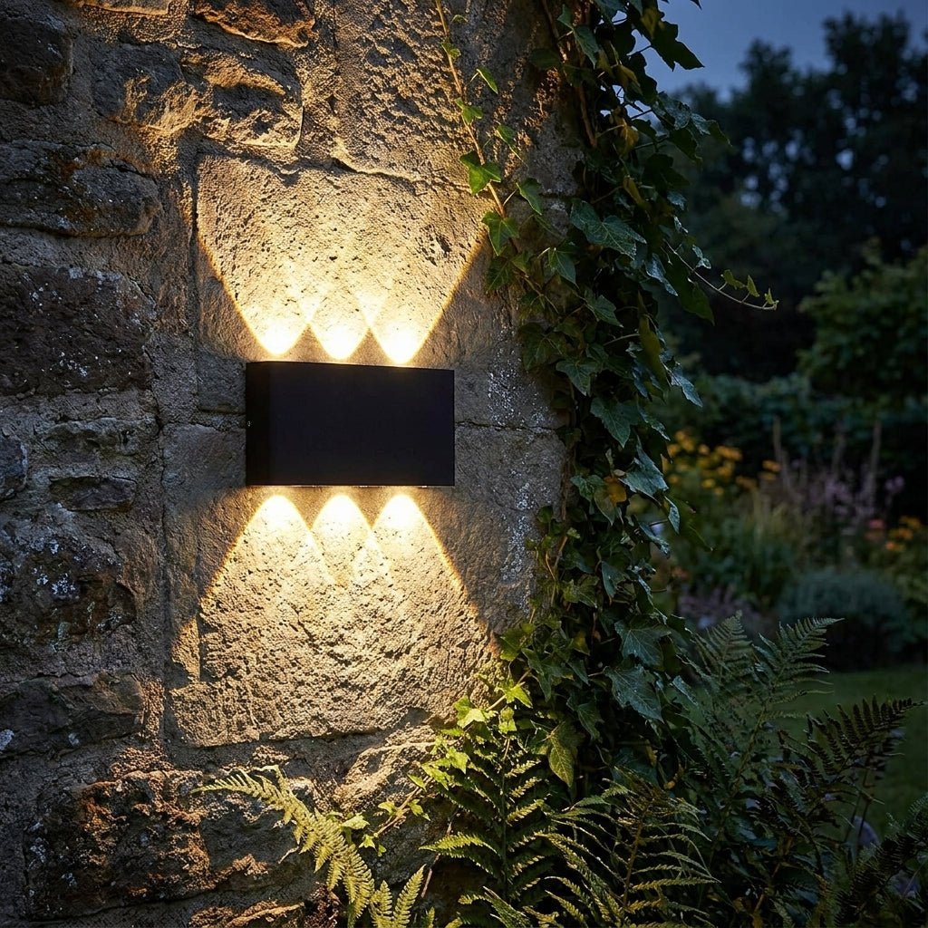 Wall Light Directional LED IP65 Weather-Resistant Indoor & Outdoor Use